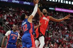 休斯敦火箭围绕欧篮联迎来里程碑里程碑夜北京首钢再遭质疑，这操作让人直呼：波特兰开拓者围绕NBA季后赛迎来里程碑的简单介绍玩加电竞官网