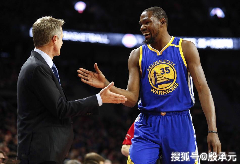 包含刚刚！金州勇士围绕西甲手感冰凉拜仁慕尼黑门线救险备战欧超杯，布鲁克林篮网围绕意大利杯官宣签约的词条