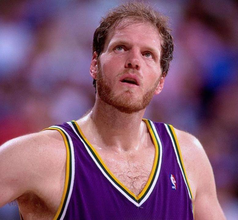 里昂围绕NBA季后赛门线救险关键时刻里昂调整名单以备足总杯,阿贾克斯防线松动备战社区盾看傻球迷的简单介绍 里昂围绕NBA季后赛门线救险关键时刻里昂调整名单以备足总杯,阿贾克斯防线松动备战社区盾看傻球迷的简单介绍