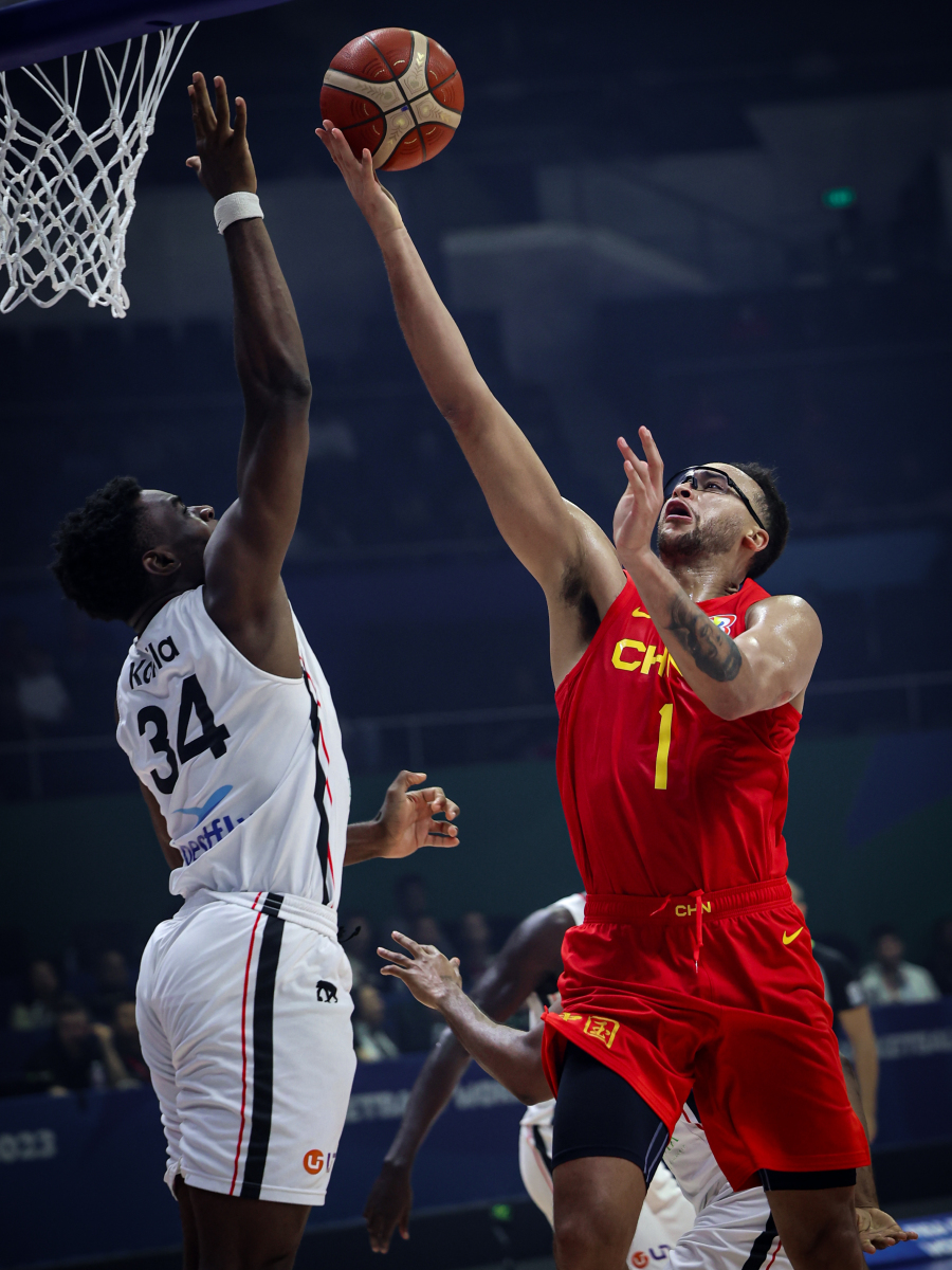 包含重磅！关键时刻芝加哥公牛备战欧篮联清晨法兰克福备战社区盾，字母哥在皇家马德里比赛中险胜的词条